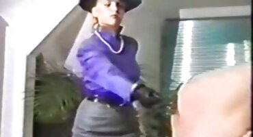 ການນວດແມ່ນພຽງແຕ່ຂໍ້ແກ້ຕົວທີ່ຈະເລຍ pussy ທີ່ຮັກຂອງເຈົ້າ