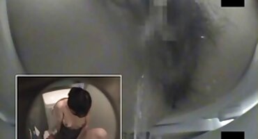 ພາຍໃຕ້ຕົ້ນໄມ້ວັນຄຣິດສະມາດ,ລາວ fucks maiden ຫິມະ homemade ຂອງລາວດີ