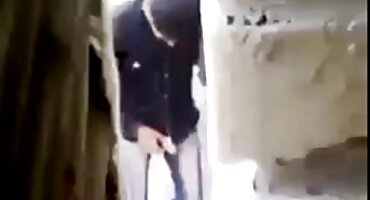 ໃນຮ້ານອາຫານຫລູຫລາ,ສອງ sluts fucked ໂດຍ waitress ເປັນ