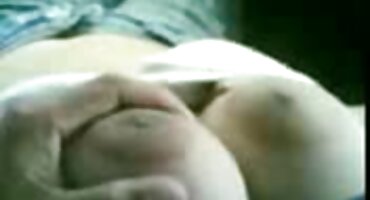 ເພື່ອນບ້ານຫົວແດງຄົນນີ້ມາຢາມຂ້ອຍເພື່ອດູດ cock ຂອງຂ້ອຍ