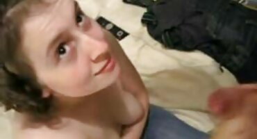 ຜິວເນື້ອສີຂາວທີ່ສວຍງາມຈາກ Anime Moans ໃນອະໄວຍະວະເພດຂອງ hahal