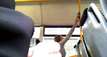 ເດັກຍິງທີ່ຖືກລົງໂທດທີ່ມີການຮ່ວມເພດທາງຮູທະວານຍາກສໍາລັບ scratching ລົດ