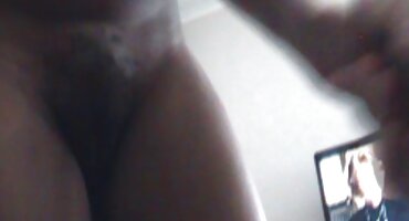 Stepdad fucked ລູກສາວຫນຸ່ມຫຼັງຈາກຖ່າຍຮູບທີ່ໃກ້ຊິດ