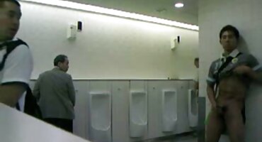 ແບບ doggy doll Pretty ໄດ້ຮັບການ busted ໂດຍສຽງປັ້ງ gang ສຸມ