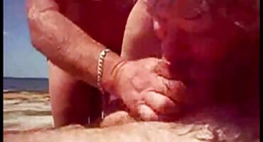 Hottie Eva Elfie ເລຍບານຂອງຜູ້ຊາຍແລະຫຼັງຈາກນັ້ນໃຫ້ pussy ຂອງນາງ