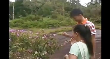 ດັ່ງນັ້ນຂ້າຫນຸ່ມຕົ້ນສະບັບທີ່ stepmoms swapped stepsons