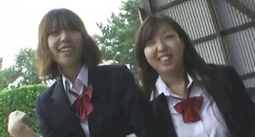 ຂ້າພະເຈົ້າຕ້ອງການຢາກມີຫຼາຍໃນລົດທີ່ຂ້າພະເຈົ້າໄດ້ຊັກຊວນຜູ້ຊາຍທີ່ຈະ masturbate pussy ຂອງນາງ