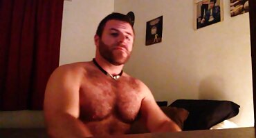 ຜິວເນື້ອສີຂາວອັງກິດທີ່ມີ tits ໃຫຍ່ຕ້ອງການໃຫ້ທ່ານ fuck ຂອງນາງ