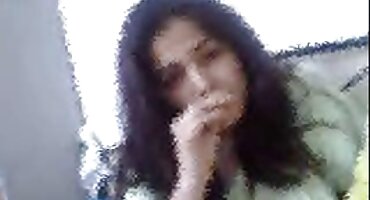 Super Busty Madame Kell Madison Madison ດໍາລົງຊີວິດບໍ່ສາມາດໂດຍບໍ່ມີການ cock ໃນ Pussy ຂອງນາງ