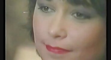 Fucked ພັນລະຍາຂອງເພື່ອນບ້ານທີ່ສວຍງາມໃນຂະນະທີ່ບໍ່ໄດ້ຢູ່ເຮືອນ