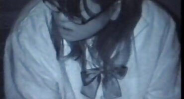 ສອງເດັກຍິງທີ່ສວຍງາມແລະຜູ້ຊາຍມີ porn threesome