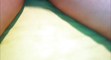 POV frigged busty ແກ່ໃນປາກແລະຫຼັງຈາກນັ້ນໃນ Pussy