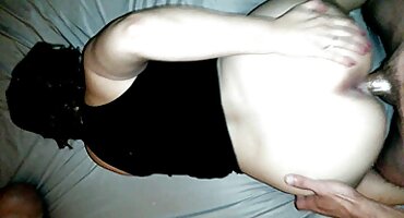 Bdsm porn ຍາກ fucks brunette ຜູກມັດດ້ວຍເຊືອກ