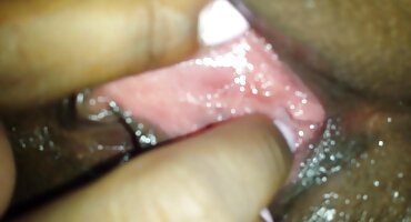 Pickups ໄດ້ຢ່າຮ້າງສອງລູກໄກ່ແລະມີເພດສໍາພັນໃນສີ່