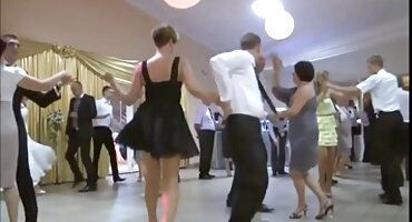 Horny stepmom ຊັກຊວນຂ້ອຍສໍາລັບການຮ່ວມເພດແລະຊັກຊວນຂ້ອຍໃຫ້ fuck ຂອງນາງ