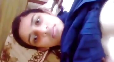 ຂ້າພະເຈົ້າໄດ້ຕື່ນຂຶ້ນກັບແມ່ລ້ຽງໃນຕຽງດຽວກັນ-ລາວບໍ່ໄດ້ຖືກັບຄືນໄປບ່ອນແລະ fucked ນາງ