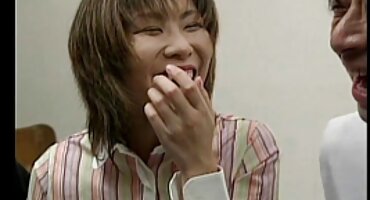 ເດັກຍິງຮ້ອນສໍາຜັດກັບ pussies ແລະ licking ຮ່ວມກັນ