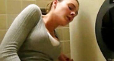 ຜູ້ຊາຍ fucks doll ຮ່ວມເພດ,ແຕ່ບໍ່ລືມກ່ຽວກັບແຟນຂອງລາວ